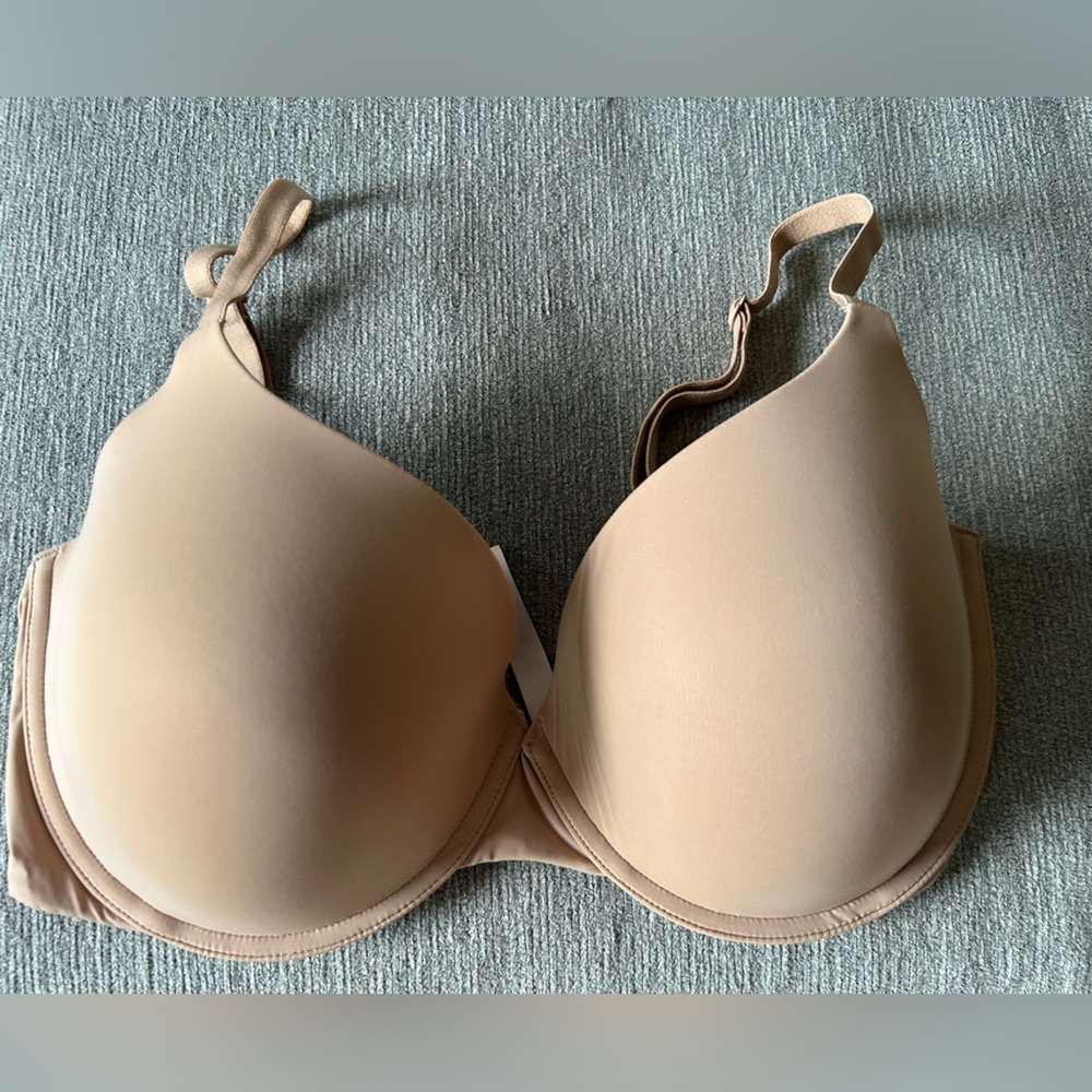 Victoria's Secret Nude Bra 36DDD